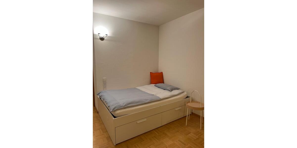 Etagenwohnung Stuttgart Feuerbach - 1.5 Zimmer, 44 m&sup2;, 820&euro; | Angebot:25811363