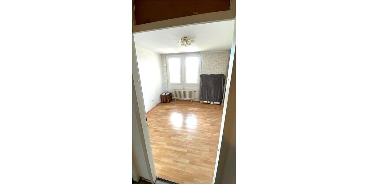 Etagenwohnung Sindelfingen Eichholz - 4.5 Zimmer, 108 m&sup2;, 1.500&euro; | Angebot:25989298