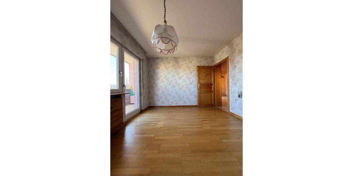 Mehrfamilienhaus, Wohnhaus Mühlacker Mühlhausen - 6 Zimmer, 148 m&sup2;, 278.500&euro; | Angebot:25695920