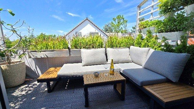 Dachgeschoßwohnung Stuttgart Degerloch - 3.5 Zimmer, 87 m&sup2;, 1.776&euro; | Angebot:27545198