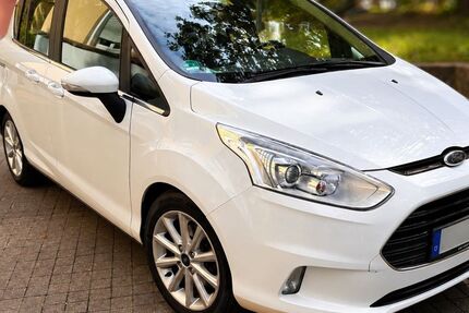 Ford B-Max 57.500 km 6.900 &euro; Stuttgart 70178