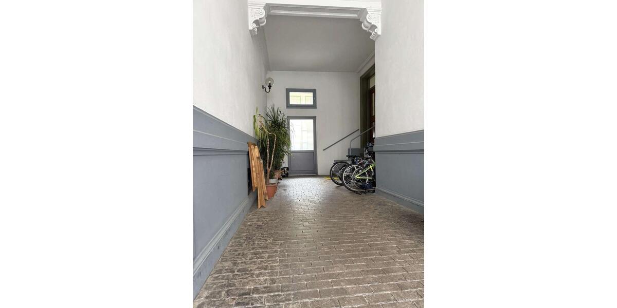 Hochparterre Stuttgart Stuttgart-West - 2 Zimmer, 66 m&sup2;, 1.320&euro; | Angebot:25285060