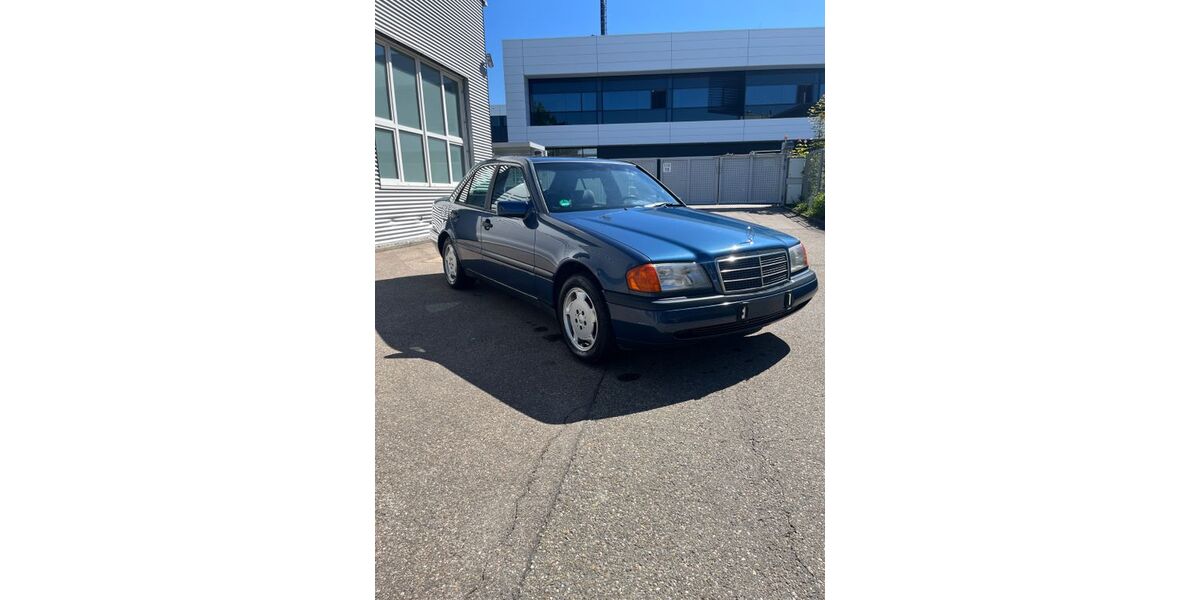 Mercedes-Benz C 200 200.635 km 3.500 &euro; Affalterbach 71563