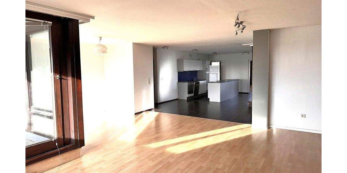 Etagenwohnung Stuttgart Neugereut - 4 Zimmer, 104 m&sup2;, 360.000&euro; | Angebot:25684960
