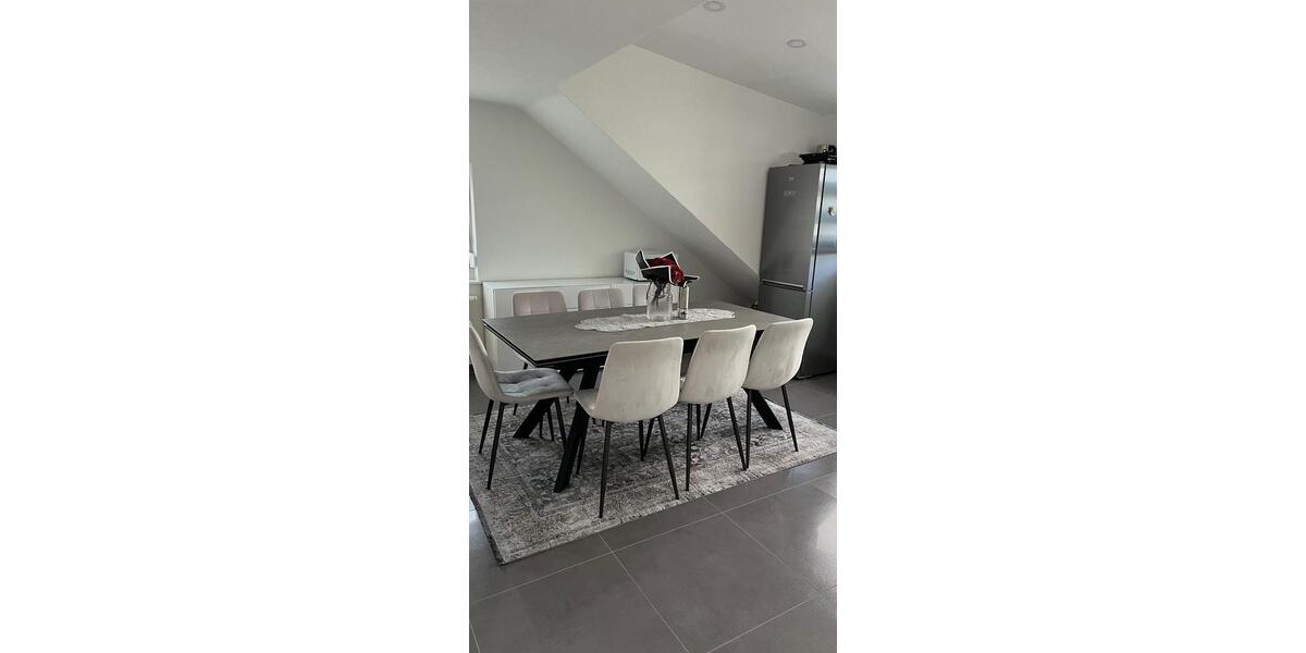 Dachgeschoßwohnung Heilbronn Böckingen - 2.5 Zimmer, 50 m&sup2;, 1.000&euro; | Angebot:27577615