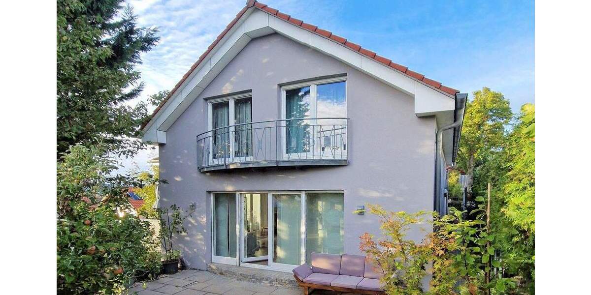 Einfamilienhaus Weissach-Flacht / Kreis Böblingen Flacht - 9 Zimmer, 283 m&sup2;, 849.000&euro; | Angebot:25720608