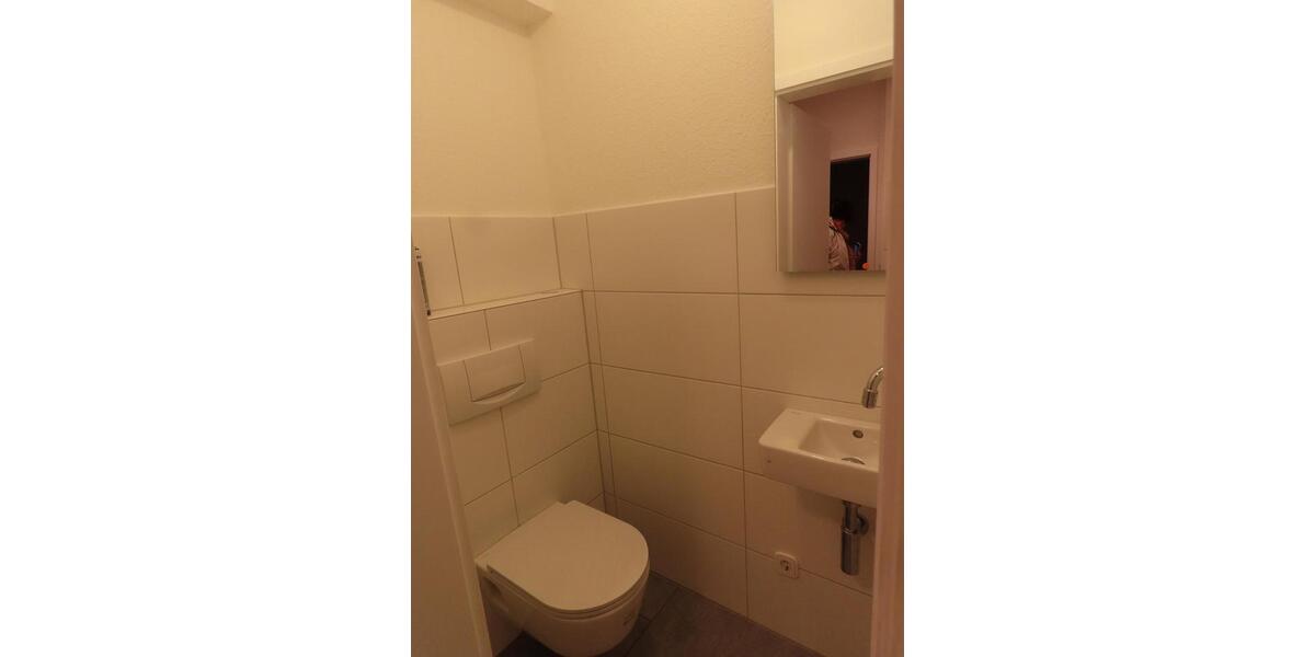 Etagenwohnung Leonberg - 2 Zimmer, 70 m&sup2;, 1.100&euro; | Angebot:26038766