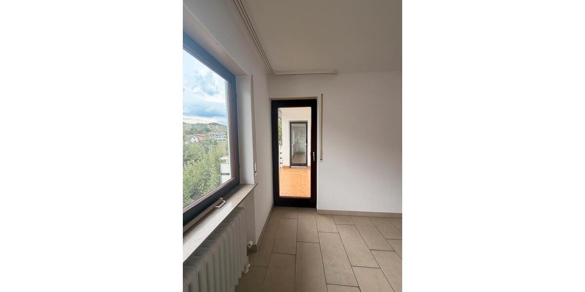Etagenwohnung Schorndorf - 3 Zimmer, 100 m&sup2;, 550&euro; | Angebot:27554105