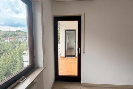 Wohnung Schorndorf - 3 Zimmer, 100 m&sup2;, 550&euro; | Angebot:27554105