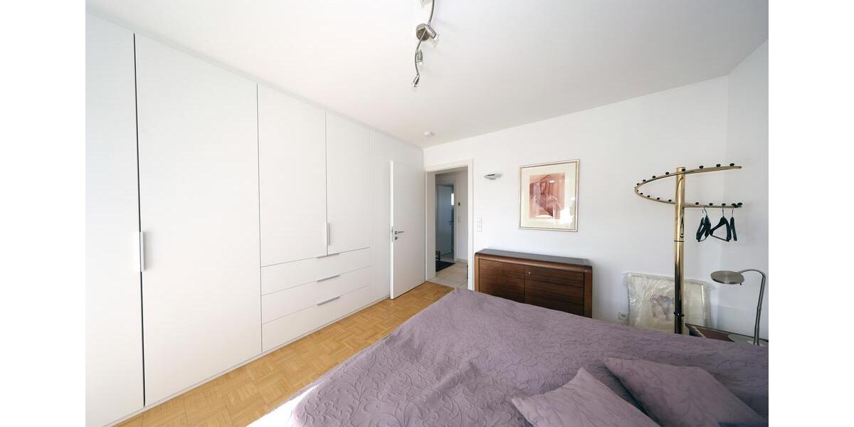 Etagenwohnung Schwieberdingen - 4.5 Zimmer, 110 m&sup2;, 2.000&euro; | Angebot:24678659
