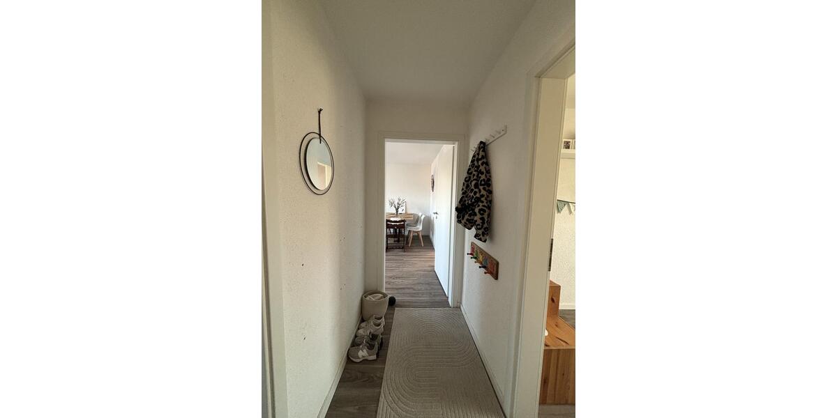 Dachgeschoßwohnung Pleidelsheim - 3 Zimmer, 65 m&sup2;, 840&euro; | Angebot:26477080