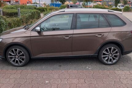 Skoda Fabia 67.000 km 11.300 &euro; Stuttgart 70197