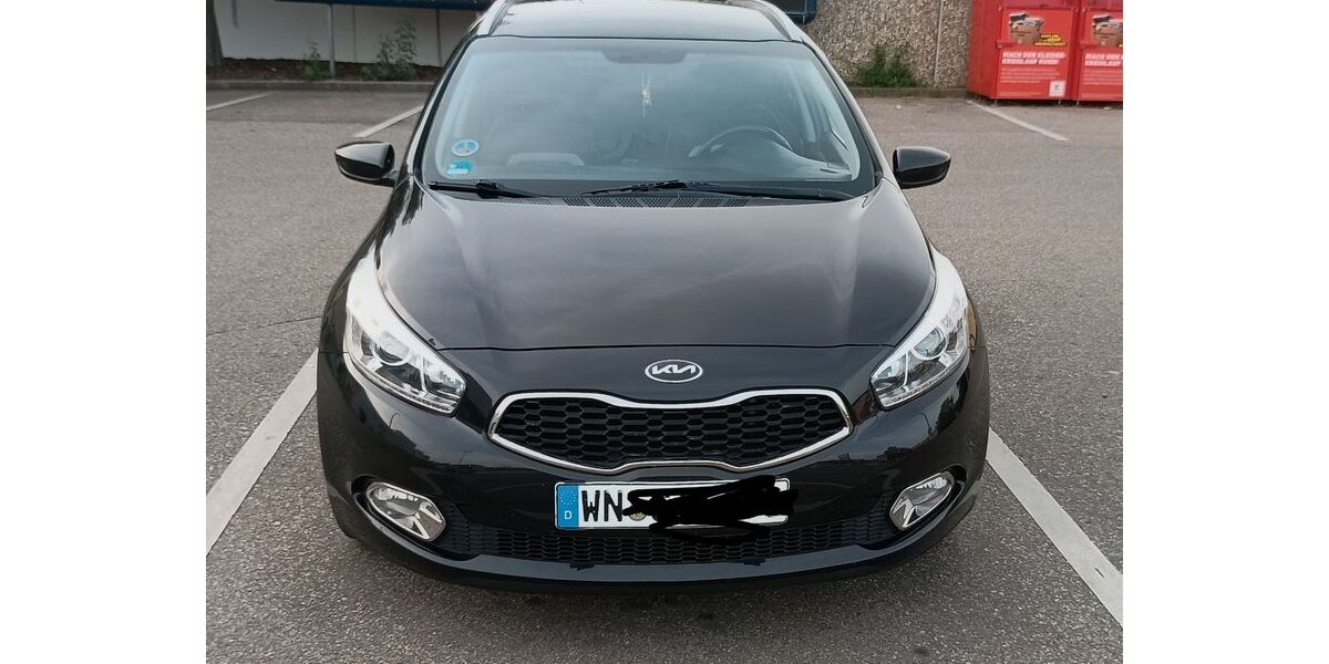 Kia ceed Sportswagon 105.000 km 9.999 &euro; Urbach 73660