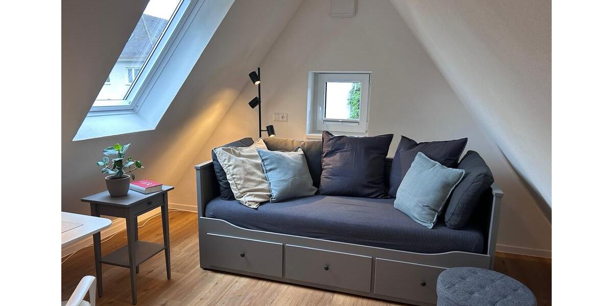 Dachgeschoßwohnung Stuttgart Stuttgart-Nord - 2 Zimmer, 46 m&sup2;, 1.290&euro; | Angebot:25917318