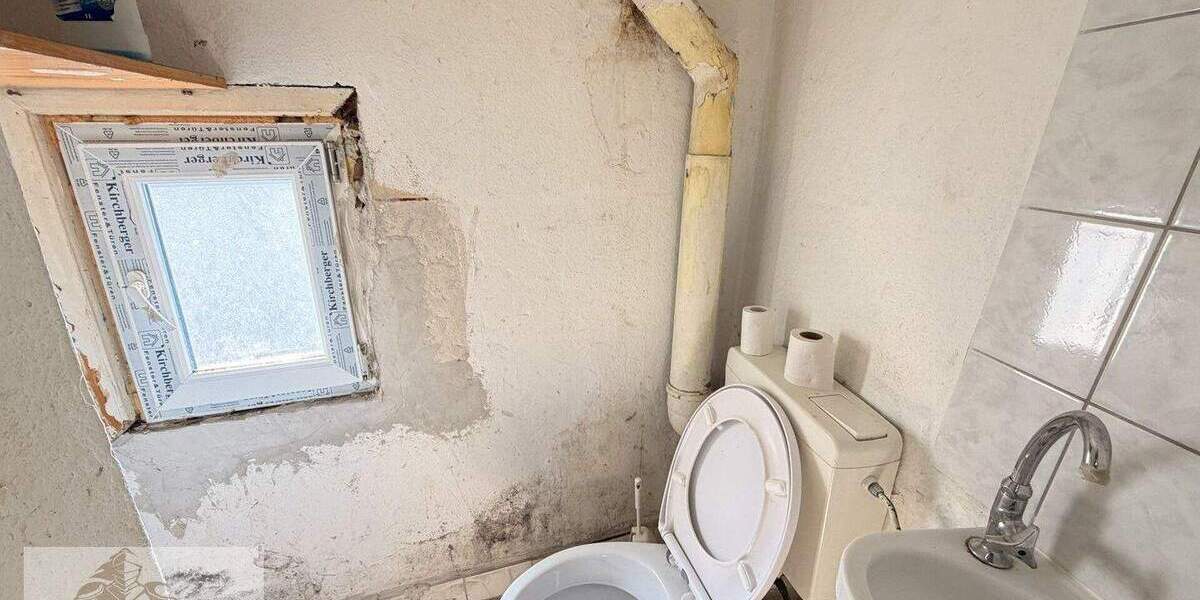 Einfamilienhaus Vaihingen an der Enz / Enzweihingen Enzweihingen - 5 Zimmer, 90 m&sup2;, 99.000&euro; | Angebot:25836706