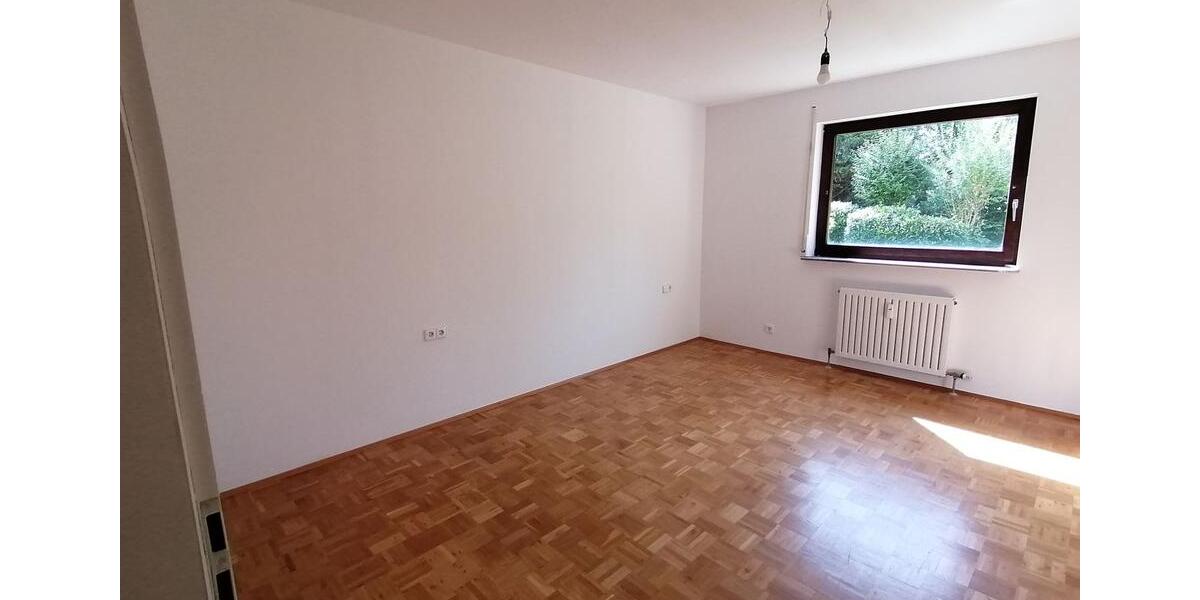 Erdgeschoßwohnung Plochingen - 2.5 Zimmer, 78 m&sup2;, 950&euro; | Angebot:27550009