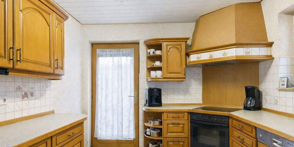 Einfamilienhaus Erdmannhausen - 6 Zimmer, 192 m&sup2;, 778.000&euro; | Angebot:25680033