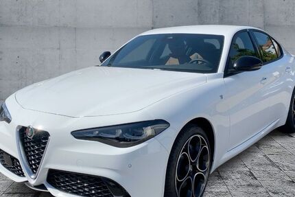 Alfa Romeo Giulia 8.500 km 43.990 &euro; Köngen 73257