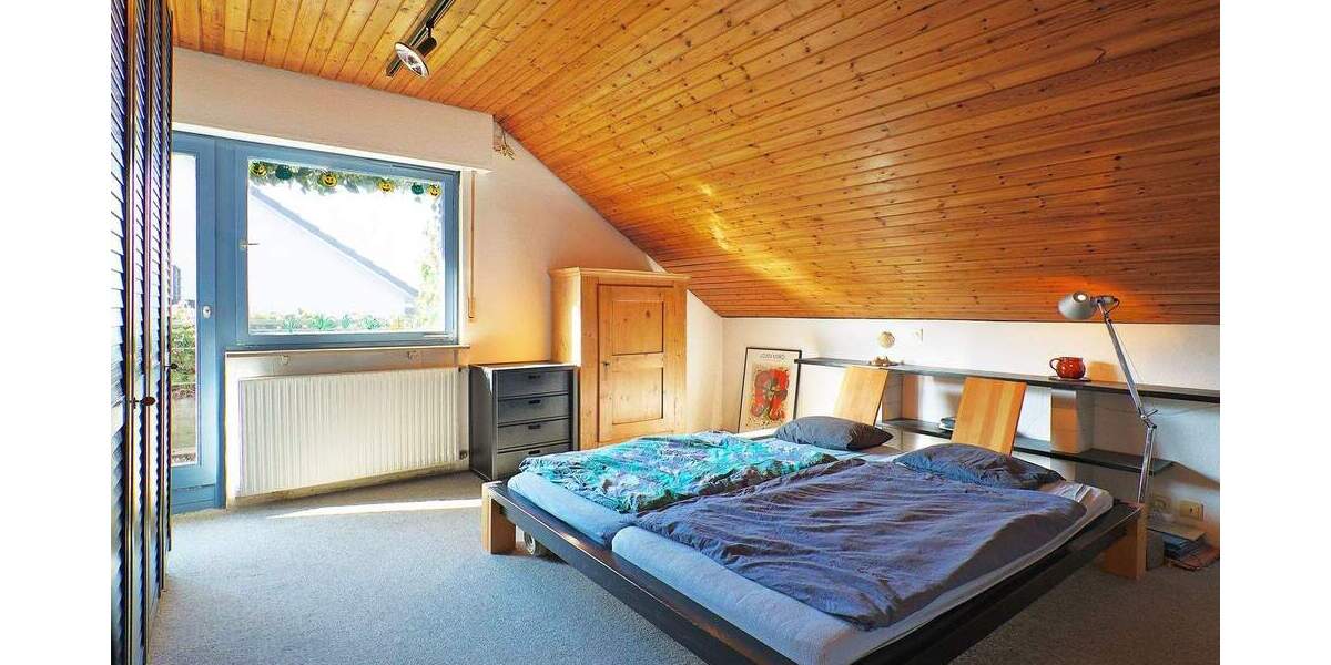 Doppelhaushälfte Weil der Stadt - 7 Zimmer, 139 m&sup2;, 475.000&euro; | Angebot:25734462