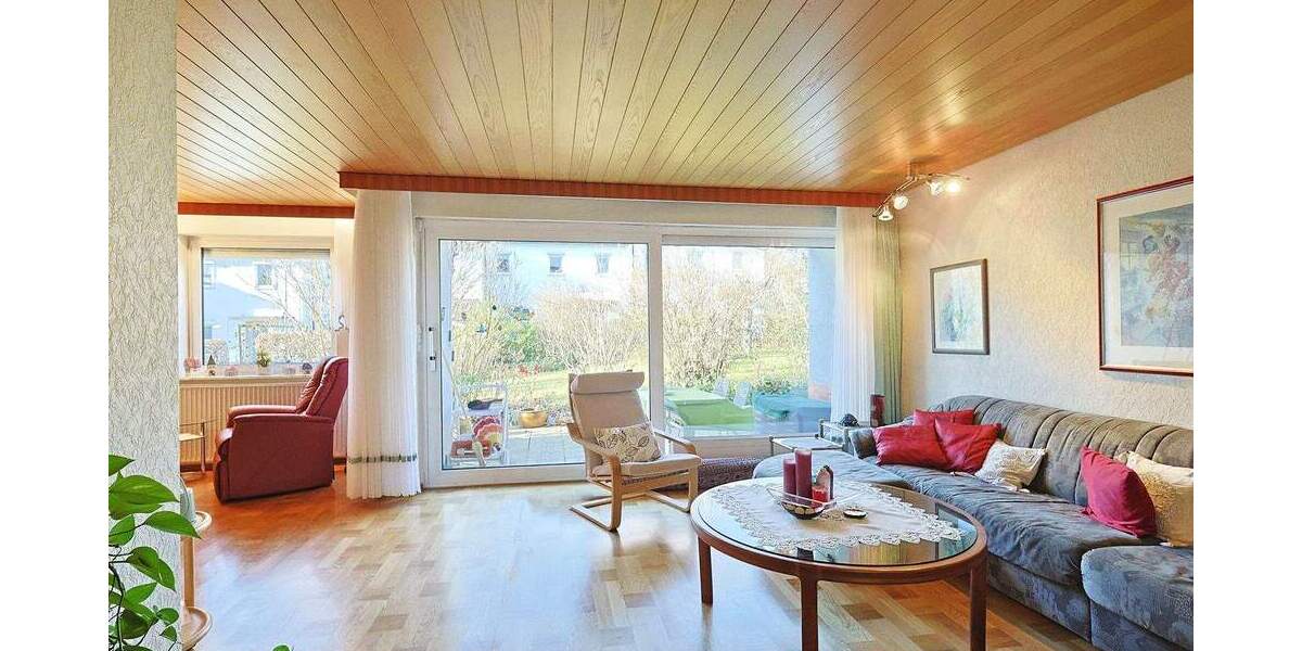 Reihenendhaus Sindelfingen Mitte - 7 Zimmer, 155 m&sup2;, 595.000&euro; | Angebot:25702479