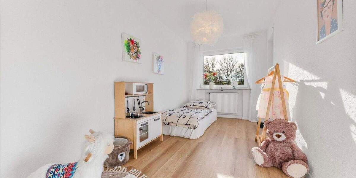 Reihenmittelhaus Illingen - 4 Zimmer, 105 m&sup2;, 399.900&euro; | Angebot:25836551