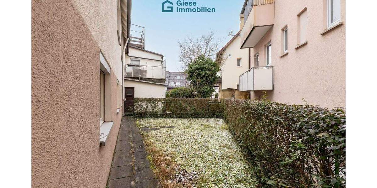 Mehrfamilienhaus, Wohnhaus Stuttgart Degerloch - 9 Zimmer, 140 m&sup2;, 740.000&euro; | Angebot:25685475