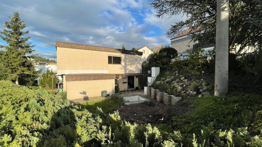 Mehrfamilienhaus, Wohnhaus Weil der Stadt - 6 Zimmer, 132 m&sup2;, 2.300&euro; | Angebot:25690065