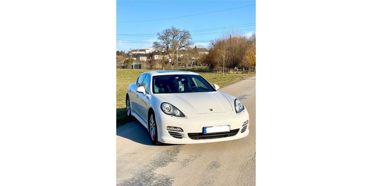 Porsche Panamera 183.500 km 21.999 &euro; Stuttgart 70499
