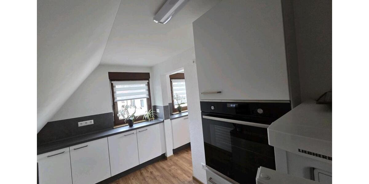 Dachgeschoßwohnung Auenwald - 6.5 Zimmer, 112 m&sup2;, 1.400&euro; | Angebot:25905253