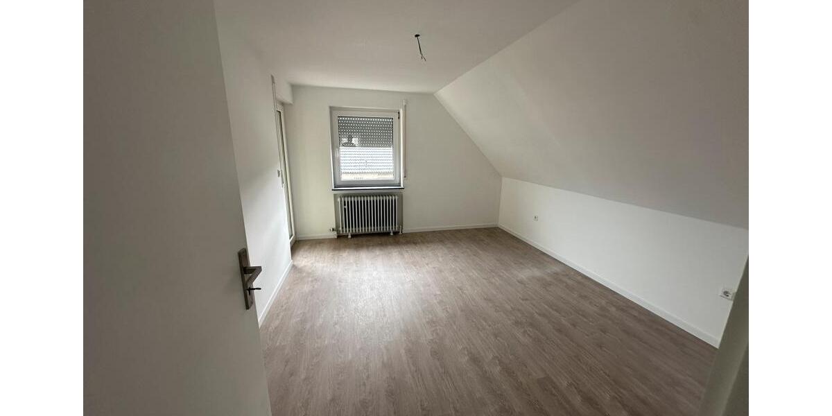 Dachgeschoßwohnung Nordheim - 3 Zimmer, 65 m&sup2;, 800&euro; | Angebot:25809991