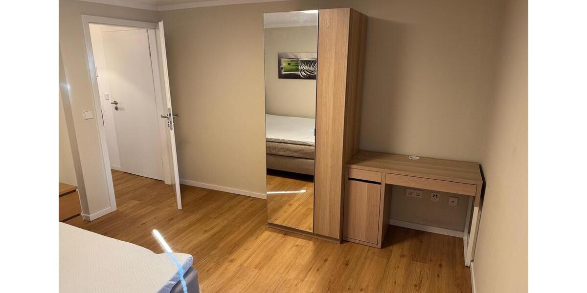 Etagenwohnung Stuttgart Zuffenhausen - 1.5 Zimmer, 30 m&sup2;, 990&euro; | Angebot:26003067