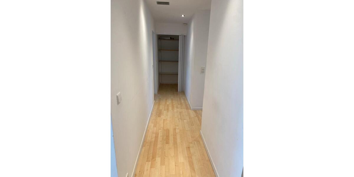 Etagenwohnung Ditzingen - 3 Zimmer, 71 m&sup2;, 295.000&euro; | Angebot:26549947