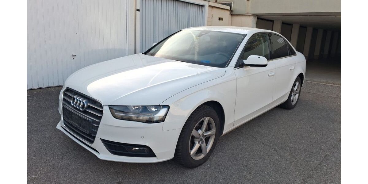 Audi A4 178.900 km 7.100 &euro; Ditzingen 71254