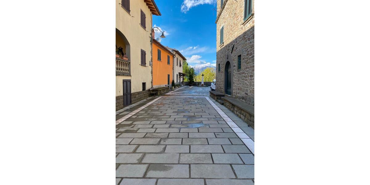 Reihenhaus Stuttgart Stuttgart-Nord - 6 Zimmer, 300 m&sup2;, 150.000&euro; | Angebot:25980863