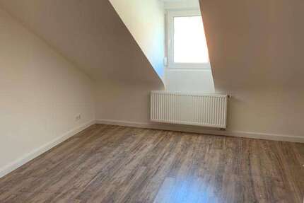 Wohnung Stuttgart Bad Cannstatt - 1 Zimmer, 18 m&sup2;, 375&euro; | Angebot:27219616