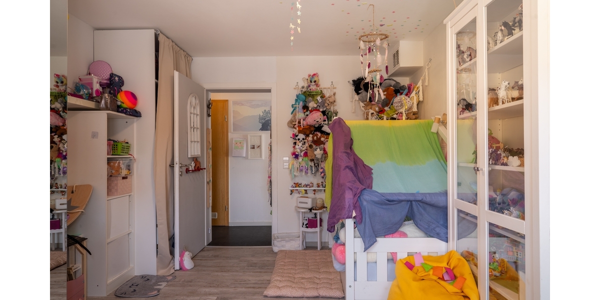 3,5 Zimmer mit großer Eckterrasse & Kamin im 3-Familienhaus - 3.5 Remshalden | Angebot:27190563