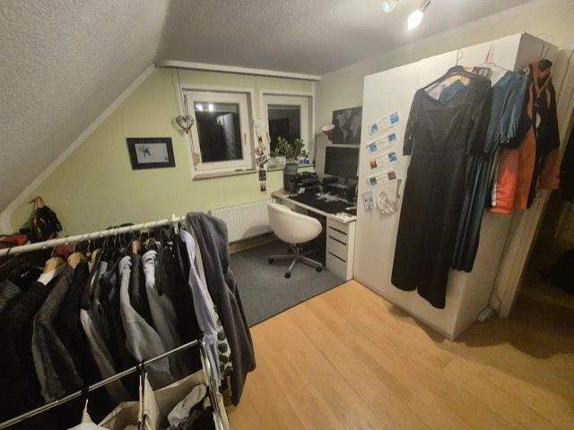 Etagenwohnung Stuttgart Zuffenhausen - 3 Zimmer, 72 m&sup2;, 780&euro; | Angebot:25880197