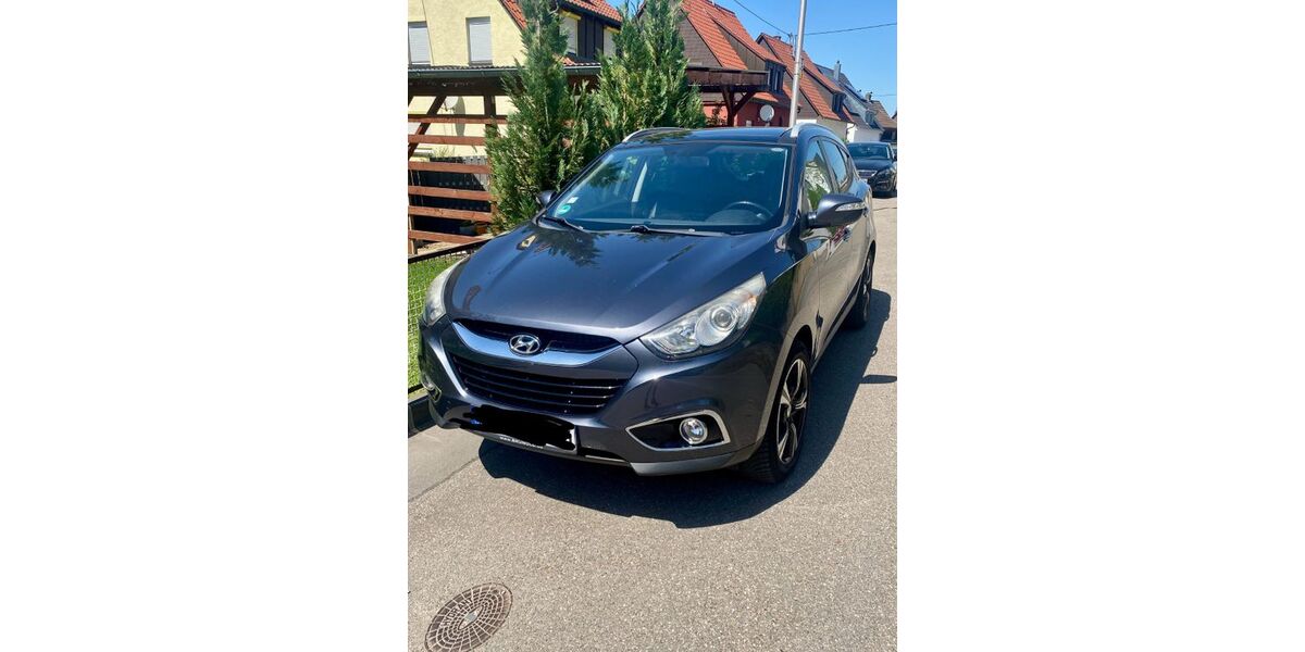 Hyundai ix35 132.000 km 7.100 &euro; Heilbronn 74078