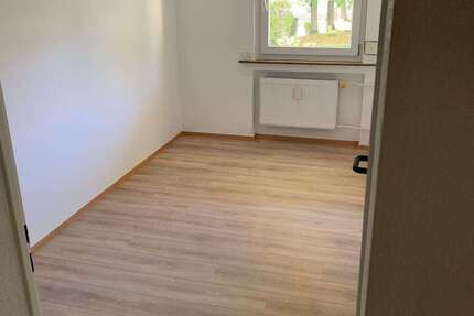 Zimmer Stuttgart Vaihingen - 305&euro; | Angebot:25194518