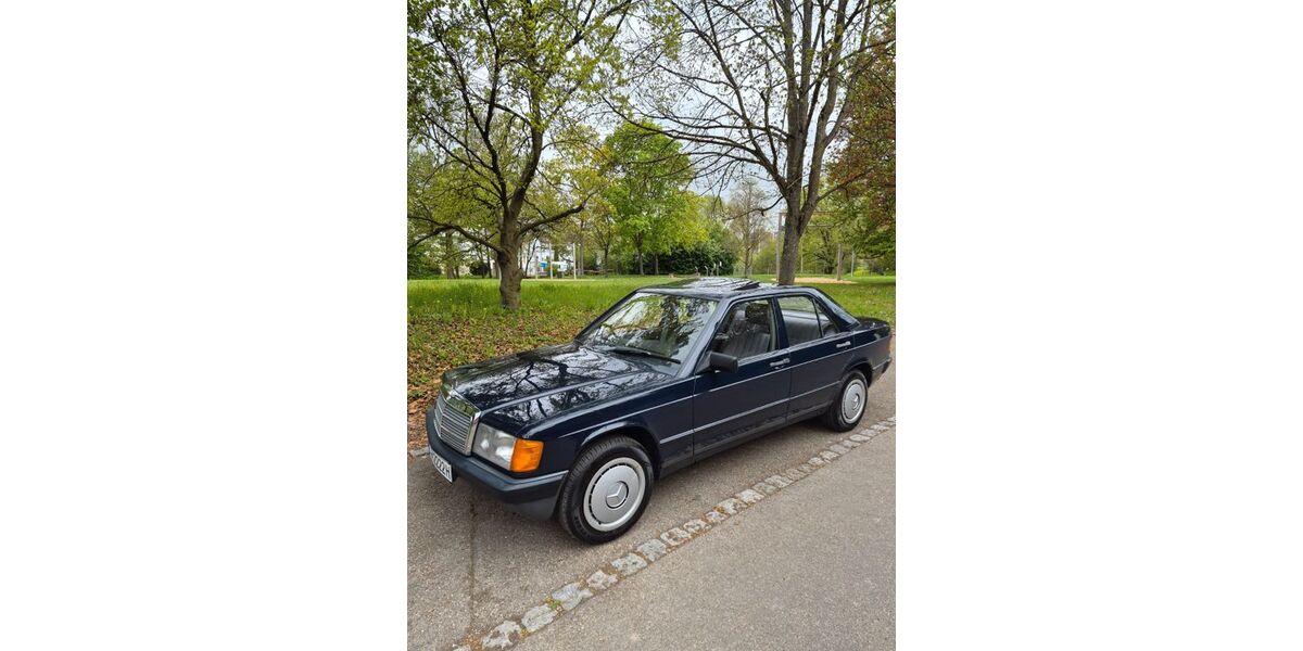 Mercedes-Benz 190 118.222 km 10.900 &euro; Stuttgart 70469
