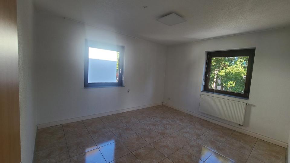 Etagenwohnung Stuttgart Feuerbach - 3 Zimmer, 65 m&sup2;, 1.200&euro; | Angebot:27595394