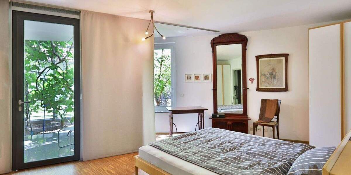 Einfamilienhaus Waldenbuch - 7 Zimmer, 330 m&sup2;, 1.295.000&euro; | Angebot:25734444