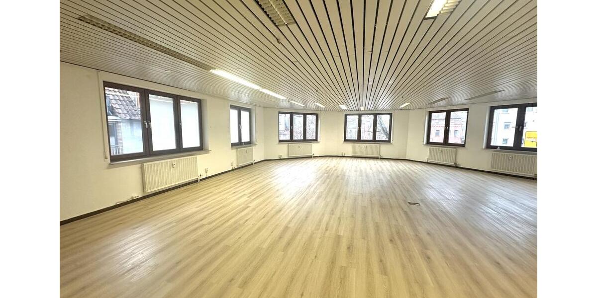 Gewerbeobjekt Backnang - 1.300&euro; | Angebot:25510355