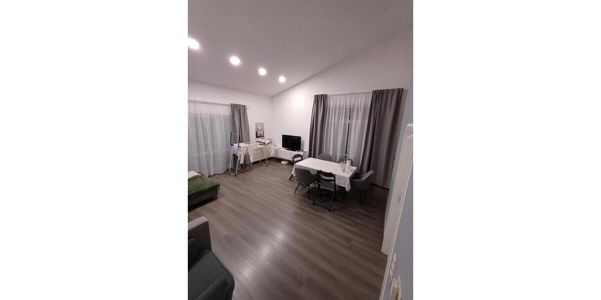 Einfamilienhaus Lauffen am Neckar - 3 Zimmer, 92 m&sup2;, 1.150&euro; | Angebot:25302868