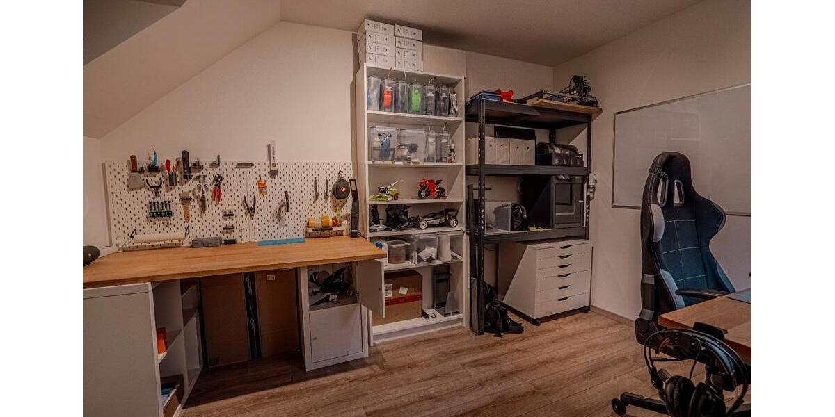 Dachgeschoßwohnung Brackenheim - 3 Zimmer, 80 m&sup2;, 310.000&euro; | Angebot:26241457