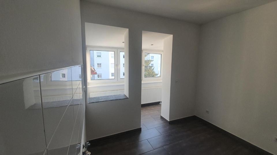 Dachgeschoßwohnung Stuttgart Stuttgart-Nord - 3.5 Zimmer, 89 m&sup2;, 1.350&euro; | Angebot:25964364
