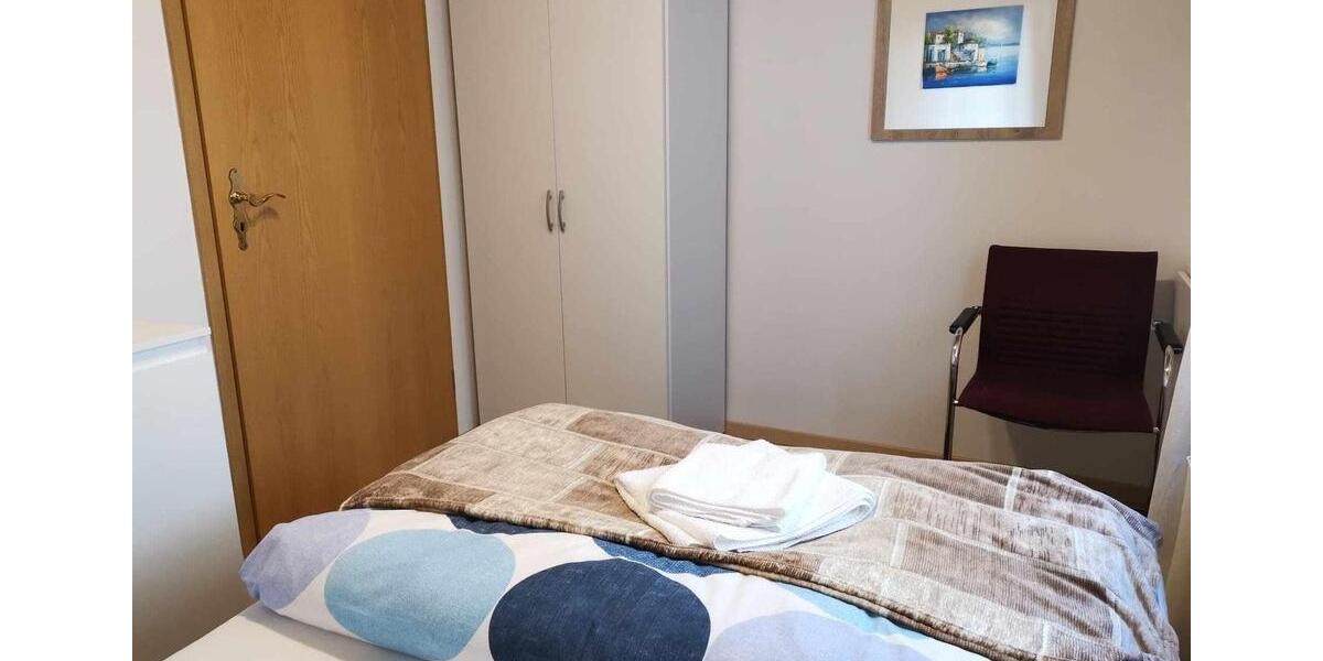 Etagenwohnung Heimsheim - 1 Zimmer, 16 m&sup2;, 380&euro; | Angebot:25310087