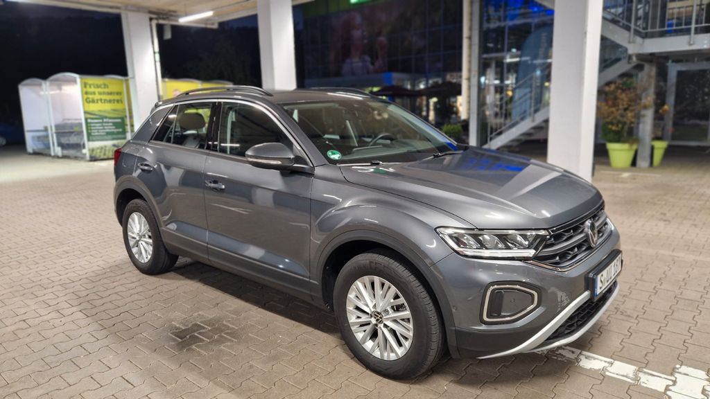 VW T-Roc 62.000 km 20.500 &euro; Stuttgart 70439