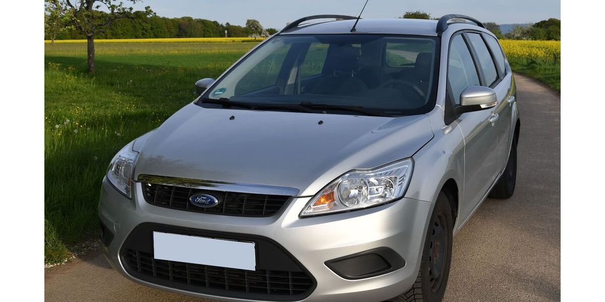 Ford Focus 213.425 km 3.250 &euro; Schorndorf 73614