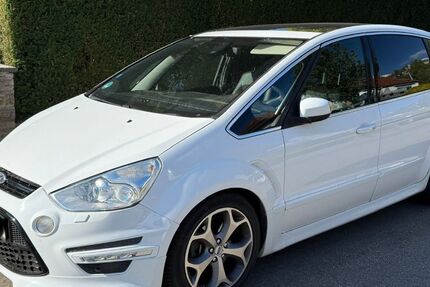 Ford S-Max 81.000 km 12.500 &euro; Ludwigsburg 71642